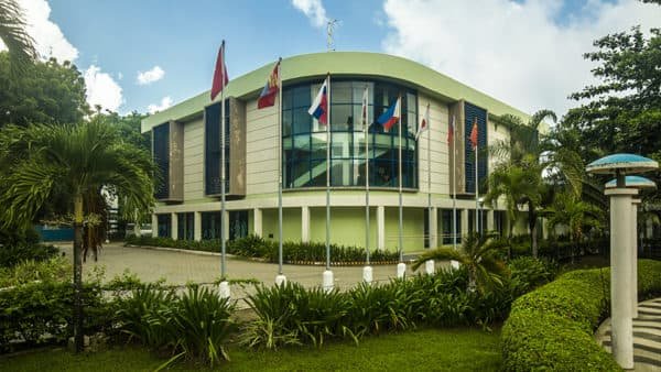 Toà nhà học thuật